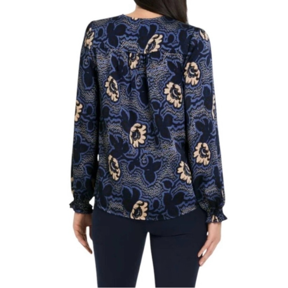 NWT Ted Baker Navy and Cream Floral Blouse Size 2 - Picture 3 of 13